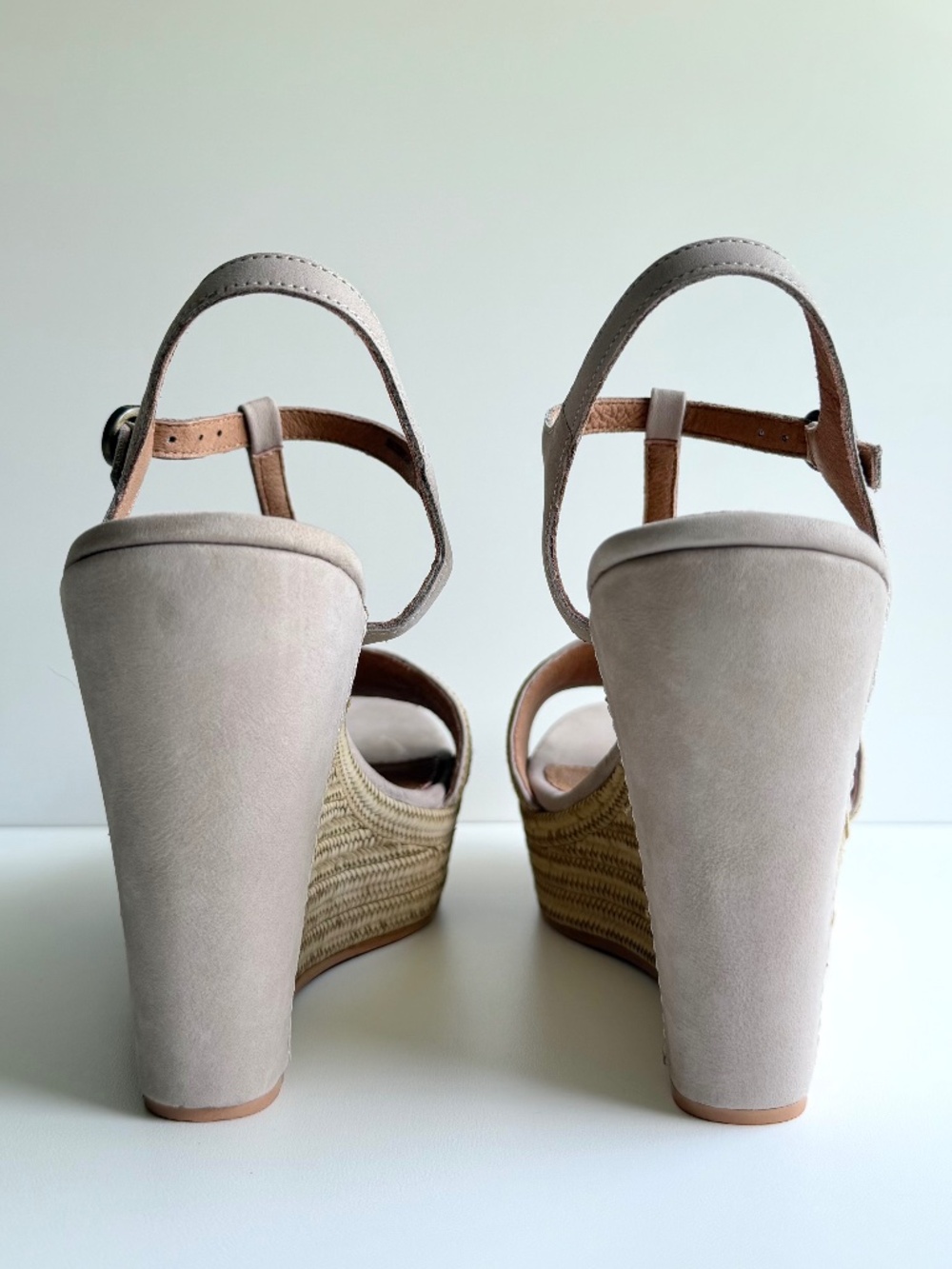 Ugg Australia Women's Fitchie Leather T-Strap Wedge Sandals - Picture 5 of 11